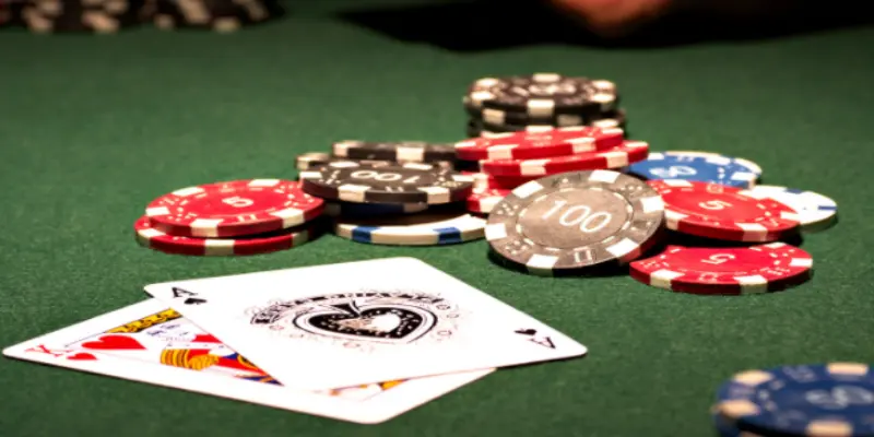 Tay bài cao nhất trong poker KUBET
